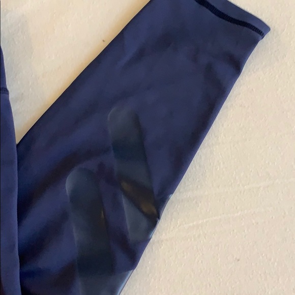 Aim’n Dark Blue Leggings Size medium NWOT - Picture 3 of 5